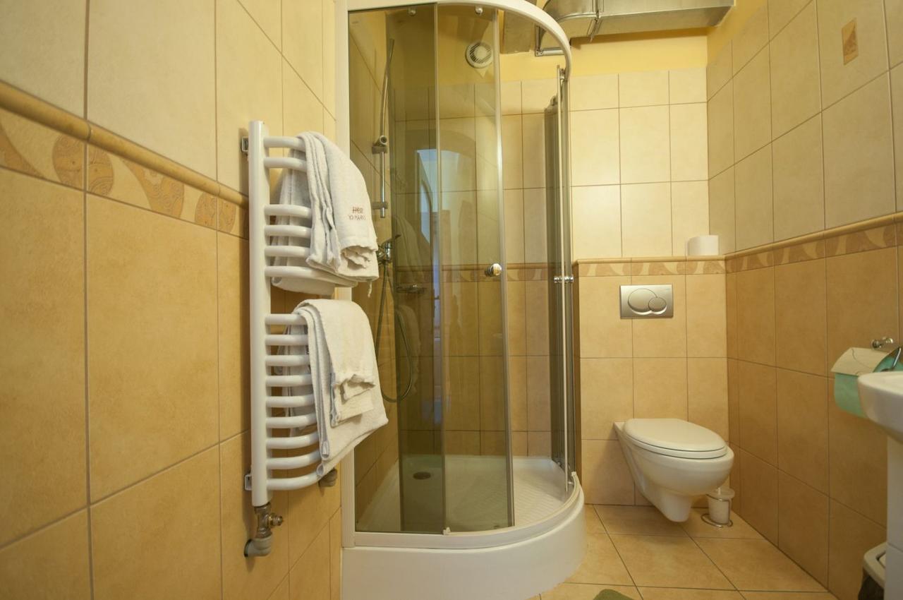 Hotel Restauracja Pod Parowozem Островець-Свентокшиський Екстер'єр фото