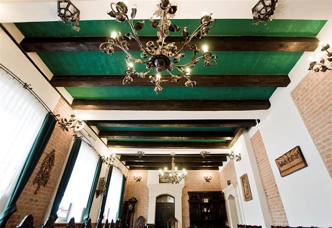 Hotel Restauracja Pod Parowozem Островець-Свентокшиський Екстер'єр фото